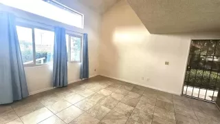 Photo #3: PTP2303034 Listing