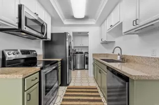 Photo #5: PTP2303122 Listing 