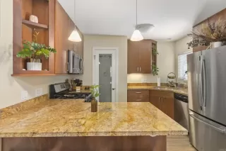 Photo #4: PTP2303125 Listing