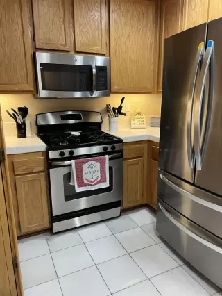 Photo #4: PTP2303145 Listing