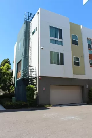 Photo #2: PTP2303146 Listing