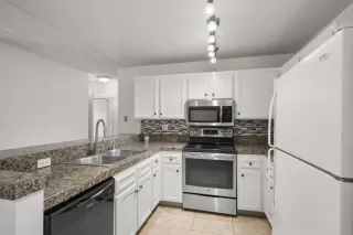 Photo #2: PTP2303183 Listing