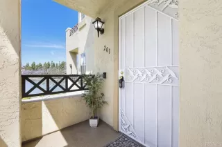 Photo #3: PTP2303205 Listing