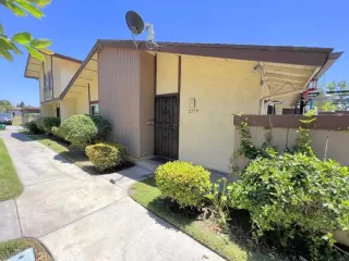 Photo #2: PTP2303231 Listing