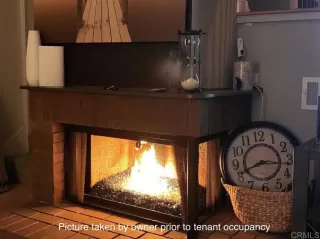 Photo #1: PTP2303251 Listing