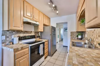 Photo #2: PTP2303252 Listing 