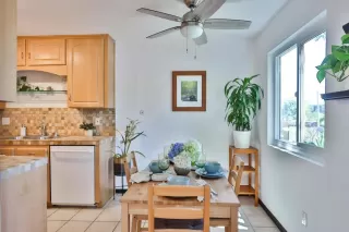 Photo #3: PTP2303252 Listing 