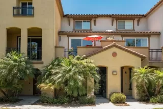 Photo #2: PTP2303260 Listing 