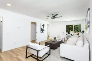 Photo #1: PTP2303302 Listing