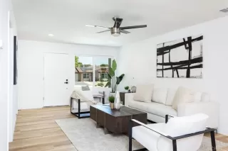 Photo #2: PTP2303302 Listing