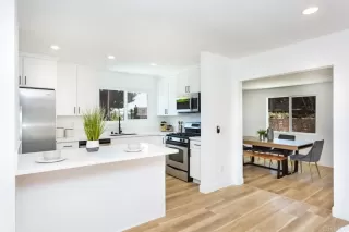 Photo #4: PTP2303302 Listing