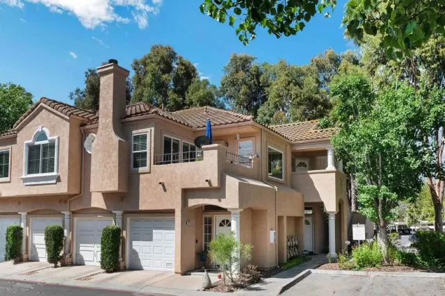 MLS: PTP2303356 Condo For Sale