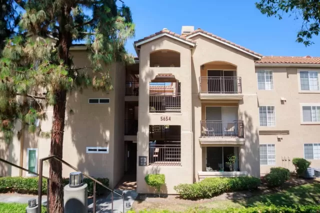 MLS: PTP2303363 Condo For Sale