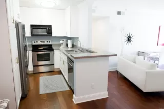 Photo #1: PTP2303363 Listing