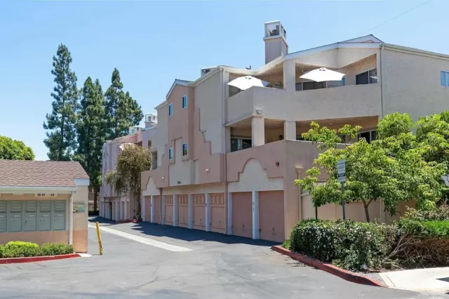 MLS: PTP2303392 Condo For Sale