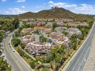 Photo #1: PTP2303413 Listing