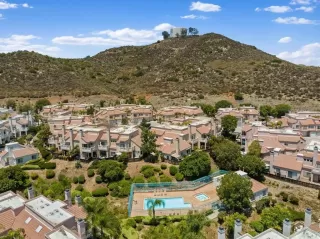 Photo #3: PTP2303413 Listing