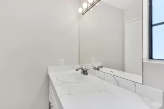 Photo #3: PTP2303479 Listing