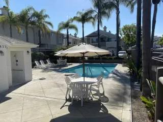 Photo #2: PTP2303507 Listing 