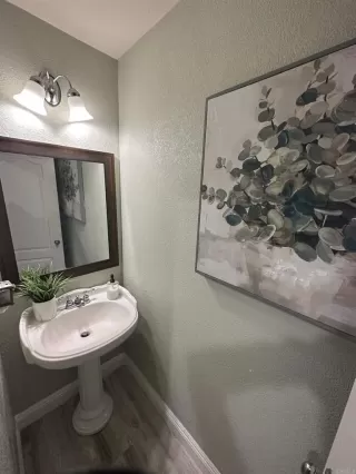 Photo #5: PTP2303517 Listing