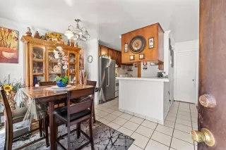 Photo #4: PTP2303572 Listing 