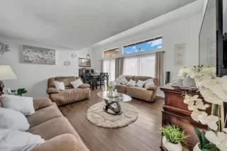 Photo #3: PTP2303601 Listing