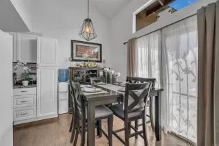 Photo #4: PTP2303601 Listing