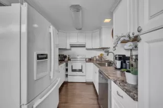 Photo #6: PTP2303601 Listing