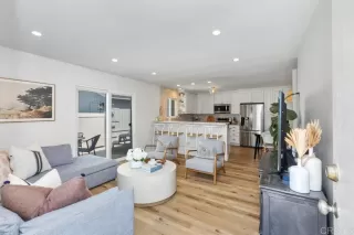 Photo #2: PTP2303602 Listing