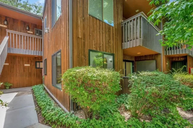 MLS: PTP2303614 Condo For Sale