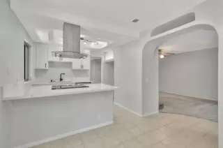 Photo #6: PTP2303614 Listing 