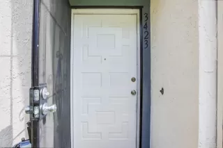 Photo #4: PTP2303616 Listing