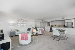 Photo #6: PTP2303644 Listing