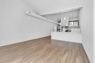 Photo #6: PTP2303673 Listing