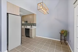 Photo #3: PTP2303750 Listing 