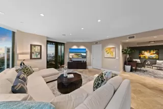 Photo #4: PTP2303772 Listing