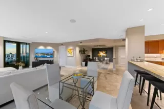 Photo #5: PTP2303772 Listing