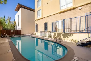 Photo #3: PTP2303860 Listing