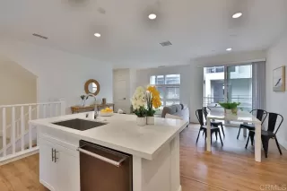 Photo #2: PTP2303871 Listing