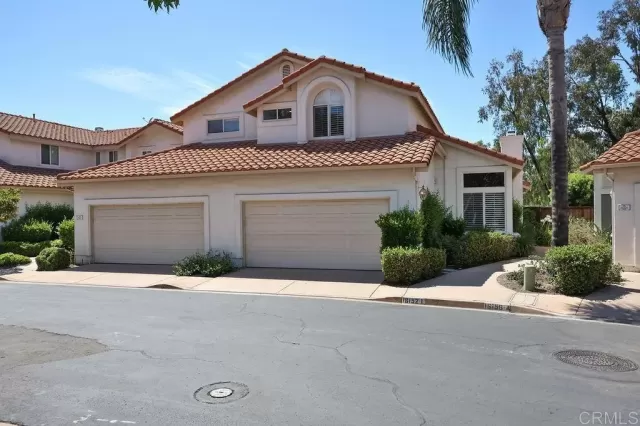 MLS: PTP2303904 Condo For Sale