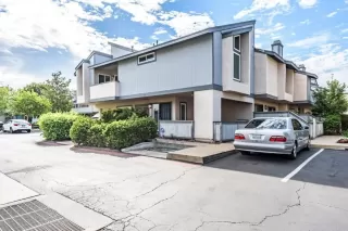 Photo #2: PTP2303907 Listing 