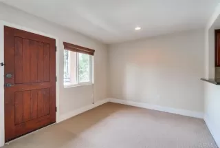 Photo #5: PTP2303917 Listing