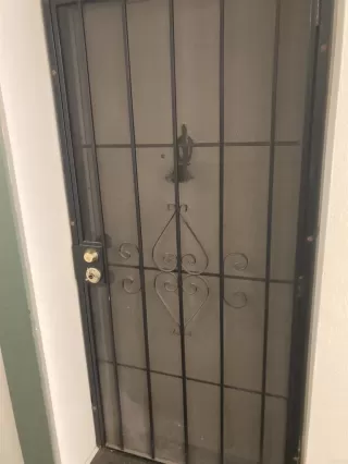 Photo #1: PTP2303920 Listing