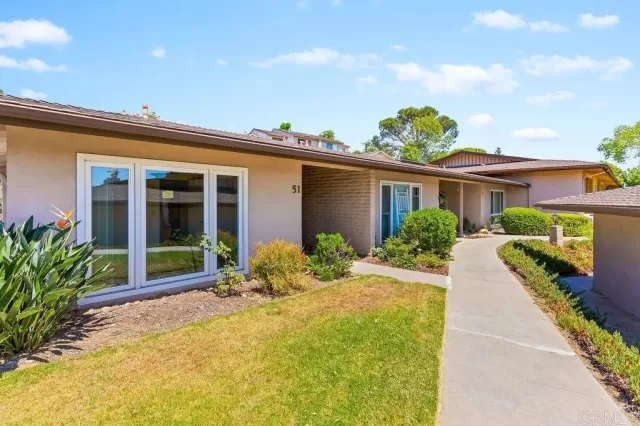 MLS: PTP2304004 Condo For Sale