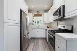 Photo #5: PTP2304032 Listing