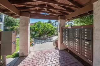 Photo #3: PTP2304051 Listing