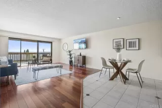 Photo #3: PTP2304059 Listing 