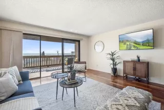 Photo #5: PTP2304059 Listing 