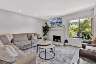 Photo #3: PTP2304075 Listing