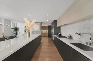 Photo #5: PTP2304132 Listing